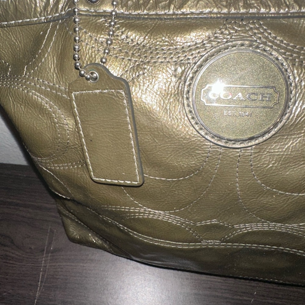 Coach Est. 1941 Signature C-Stitched Olive Bag - Picture 5 of 13